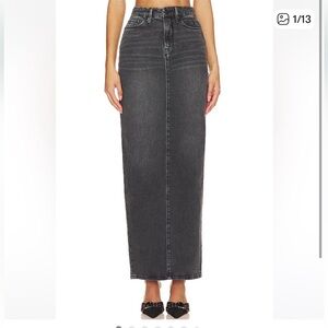 Good American Charcoal Denim Skirt - plus size NWT ⭐️